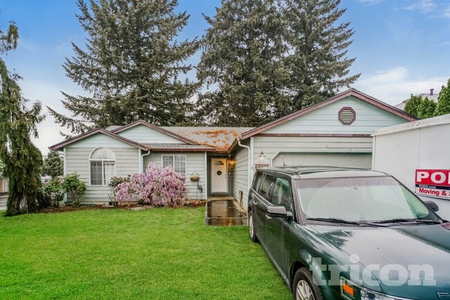 Building Photo - 2419 NE 164th Ave