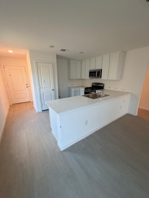 Building Photo - 2831 Red Diamond