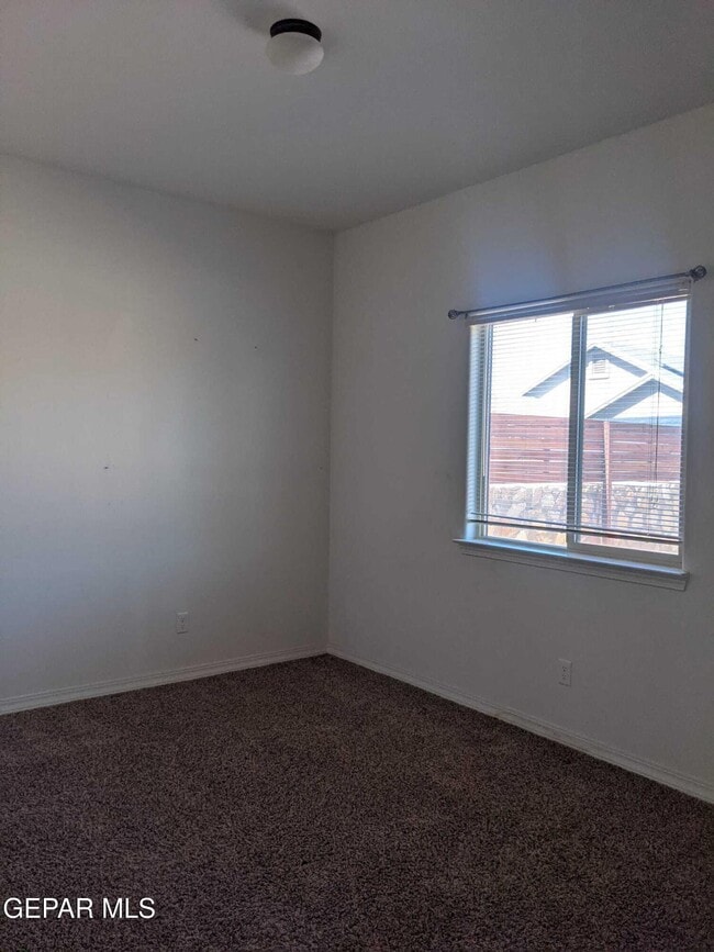 Building Photo - 14657 Spanish Point Dr