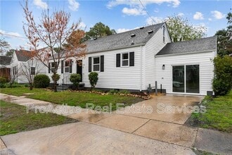 Building Photo - 3826 Abingdon Cir