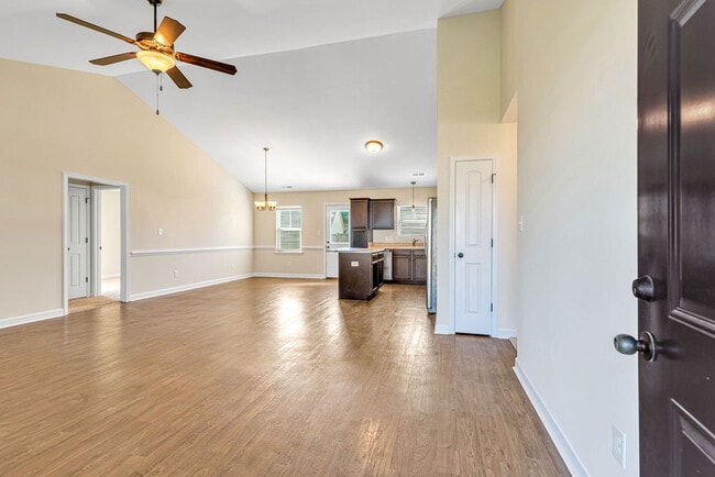 Building Photo - 309 Channel Run Ln