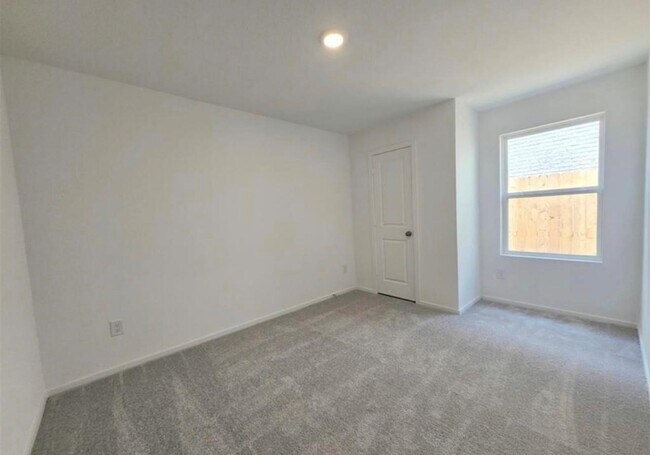 Building Photo - 28818 Texas Sparrow Ln