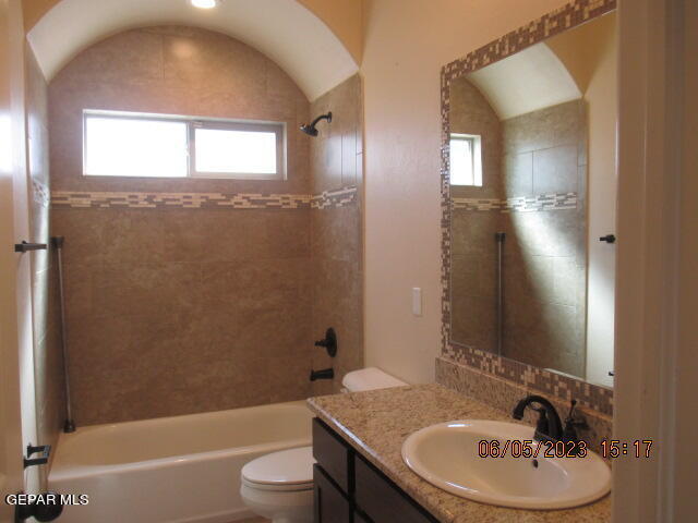 Building Photo - 1071 Iron Hill Ave