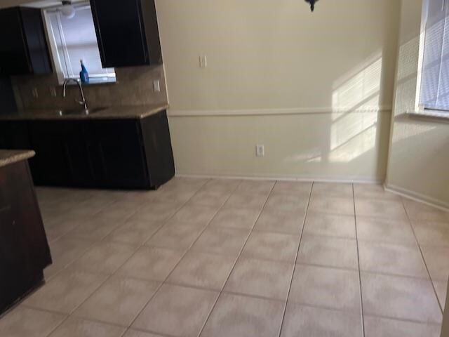 Building Photo - 15814 Havenhurst Dr