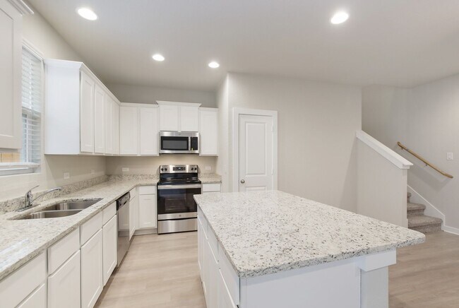 Building Photo - Town Homes At Stadium Point