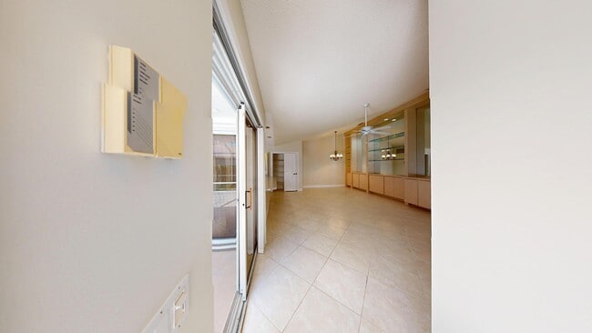 Building Photo - 7503 Geminata Oak Ct