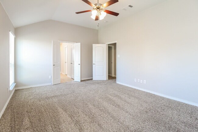 Building Photo - 824 San Felipe Trail