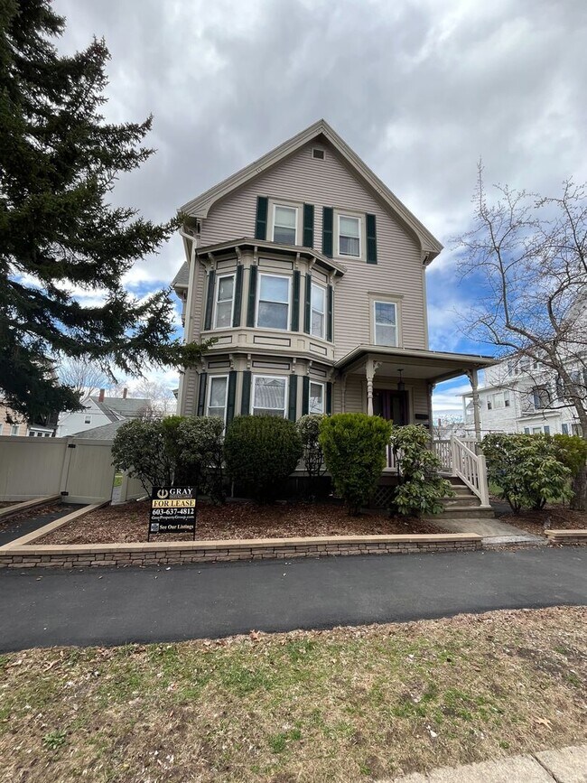 262 Walnut St 262 Walnut St Manchester NH 03104 Apartment Finder