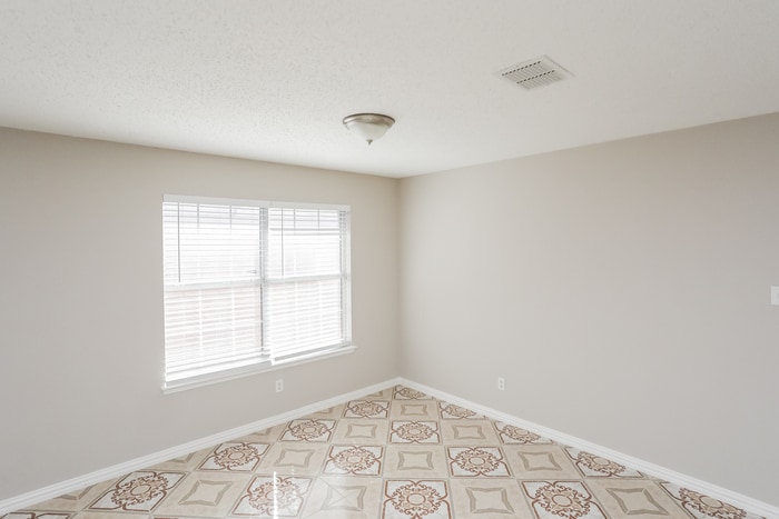 Building Photo - 2430 Manchester Ln