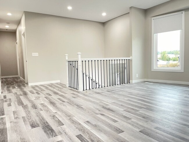 Building Photo - Move-in special offer!!! Newly rebuilt hou...