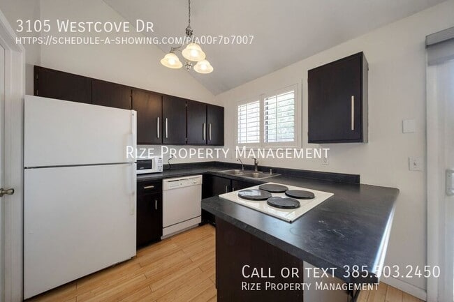 Building Photo - 3105 Westcove Dr
