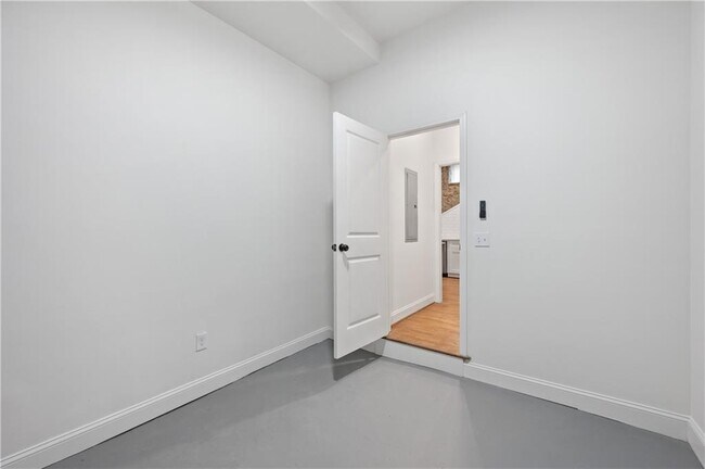 Building Photo - 360 Ponce De Leon Ave NE