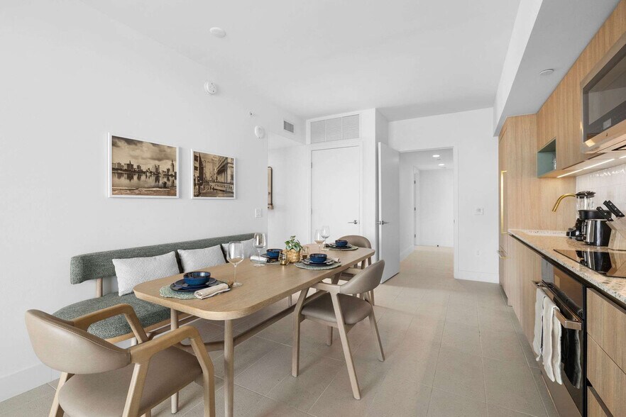 Building Photo - 159 NE 6th St