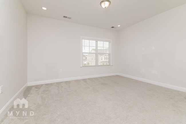 Building Photo - 395 Jorpaul Dr