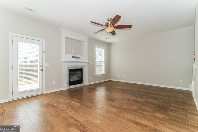 Building Photo - 66 Longwood Ct