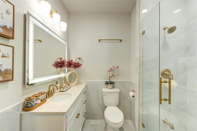 Building Photo - 9210 Lair Cove Dr