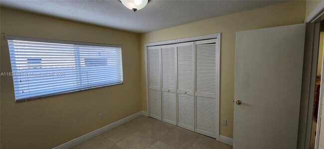 Building Photo - 14260 SW 37th St