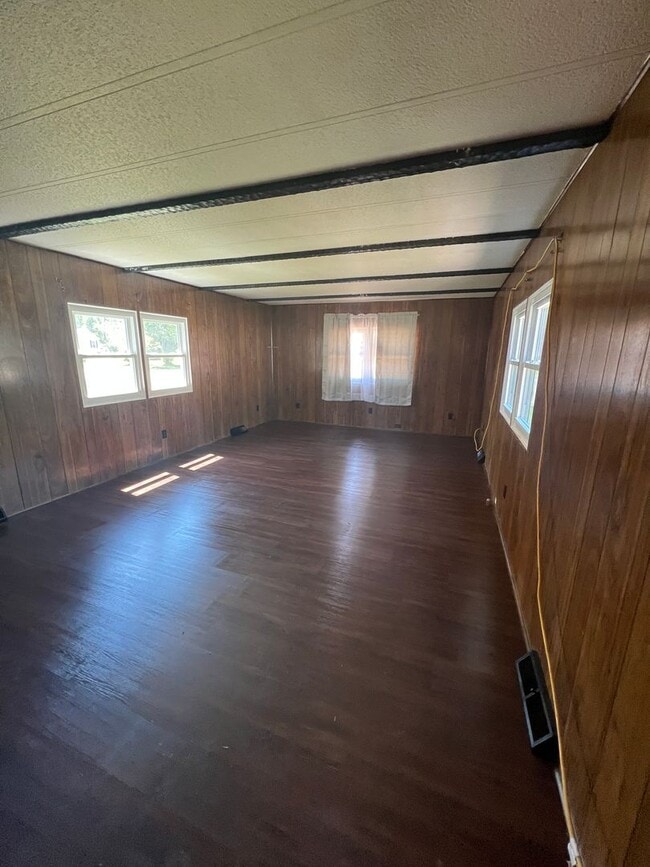 Building Photo - Click the “Apply Now” button or email wapmrentals@gmail.com for a prompt response.