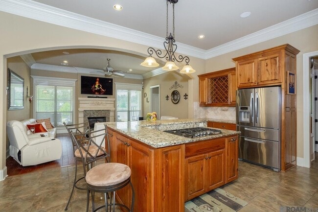 Building Photo - 9430 Magnolia Crossing Dr