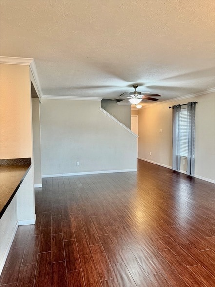 Building Photo - 16010 Limestone Lake Dr