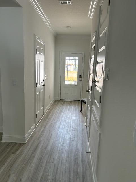 Building Photo - 303 Piper Cv