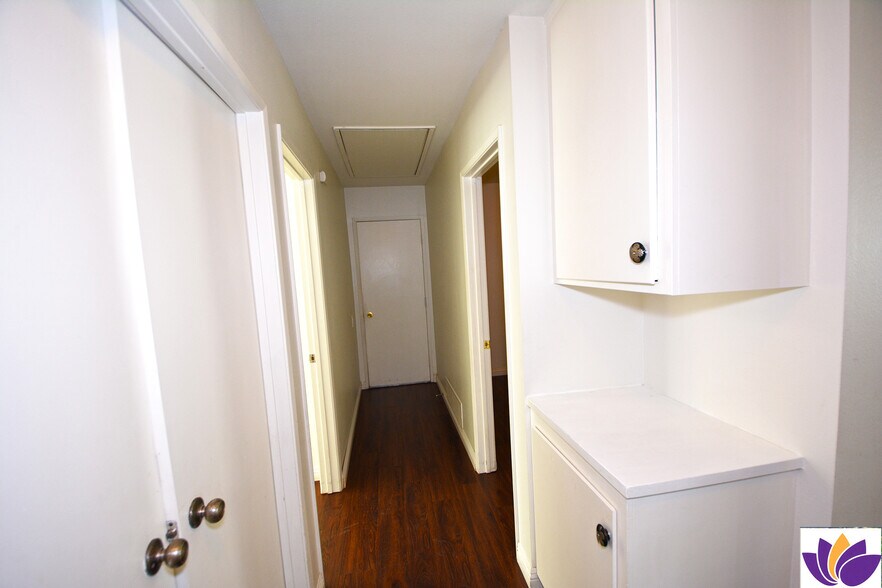 Building Photo - 3025 Morningside Dr