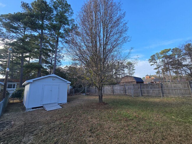 Building Photo - Charming & Low-Maintenance Living Just Steps from Downtown Wendell!