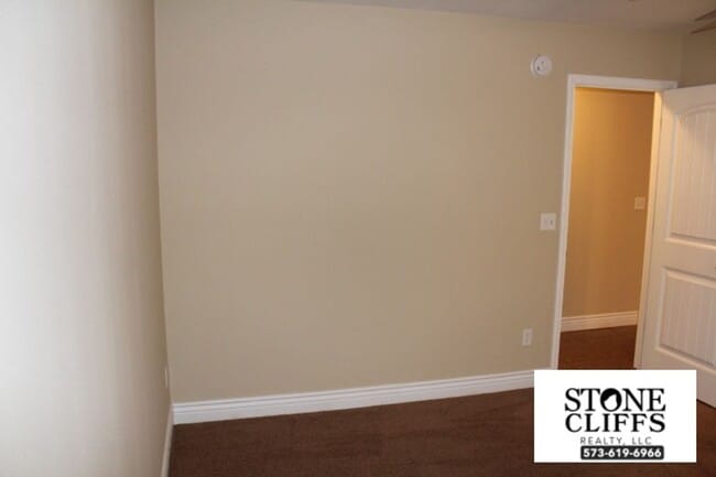 Building Photo - 231 Rylee Cir