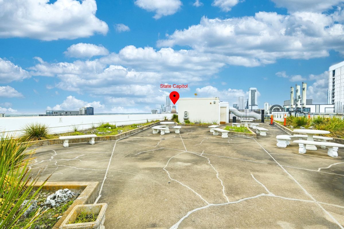 Building Photo - 1801 Lavaca St