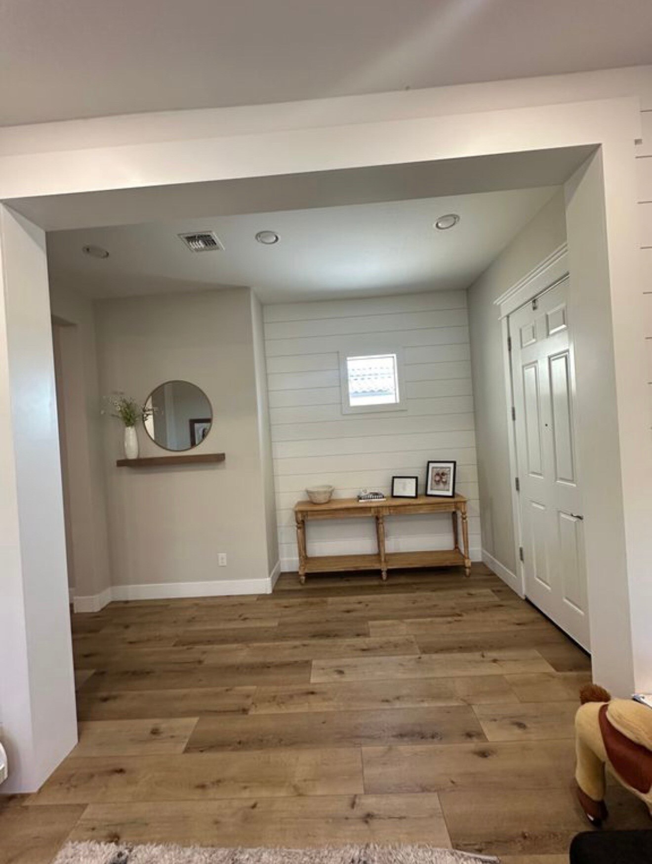 Building Photo - 2731 S Eastridge