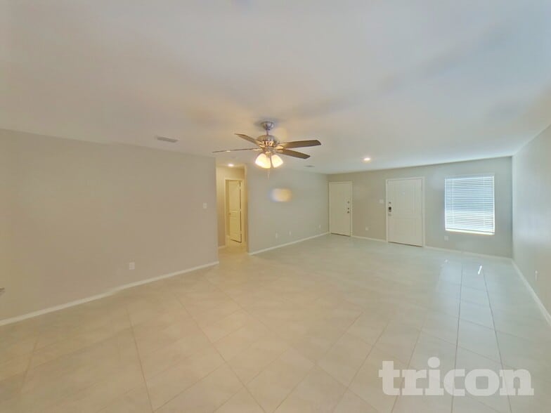 Building Photo - 116 Cornstalk Ln