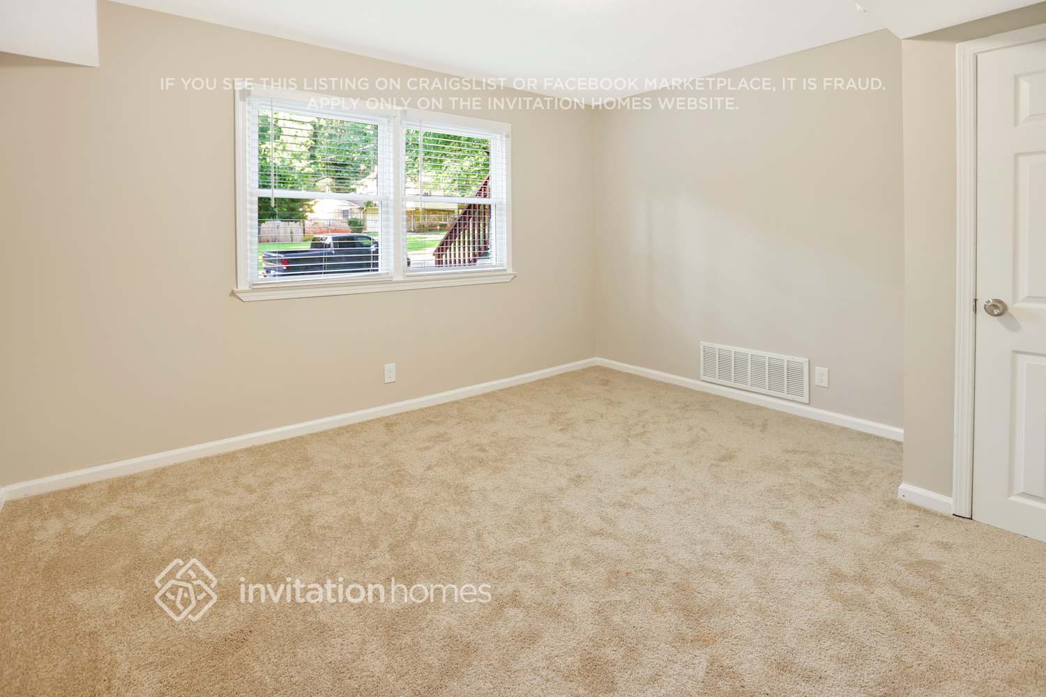 Building Photo - 3857 Pointe Bleue Dr