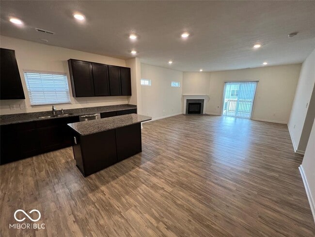 Building Photo - 5899 Stubbington Ln