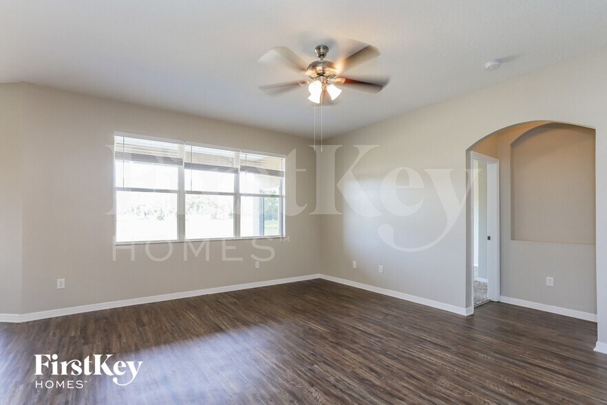 Building Photo - 1144 Emerald Hill Way