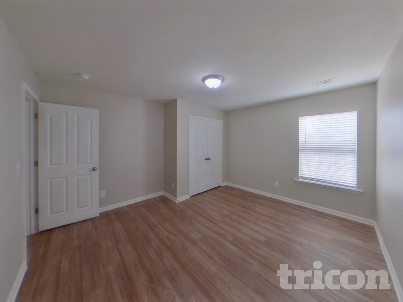 Building Photo - 905 Farnsworth Dr
