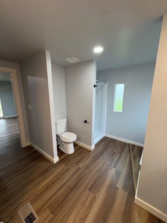 Building Photo - 38823 Ridge Dr