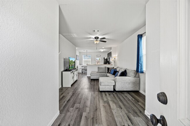 Building Photo - 4827 Purple Wisteria Ln