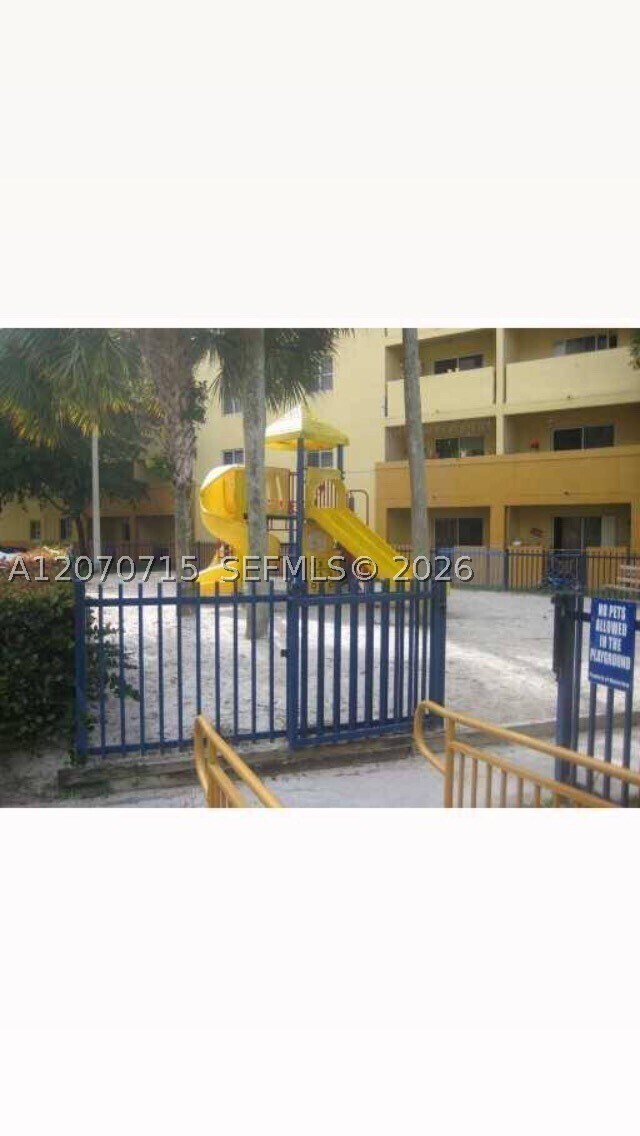 Building Photo - 14902 SW 82nd St