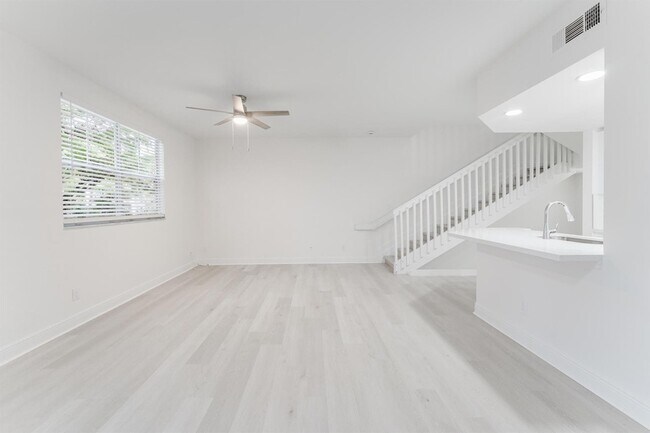 Building Photo - 20889 St Andrews Blvd