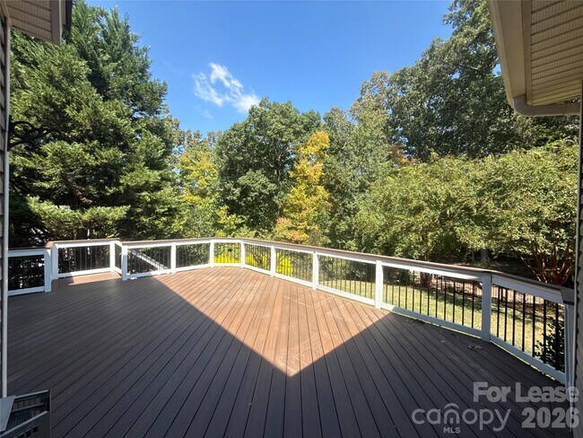 Building Photo - 2413 Merryvale Way
