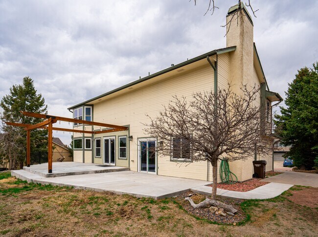 Building Photo - 850 Wuthering Heights Dr