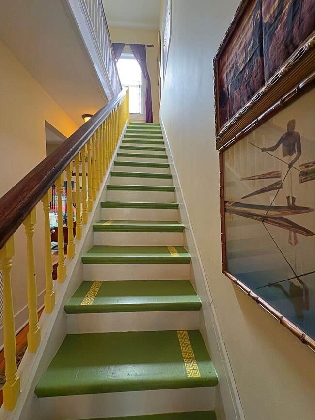 Building Photo - Short term fully furnished rental in Knoxv...