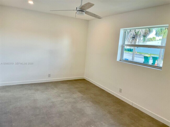 Building Photo - 5711 NW 28th St