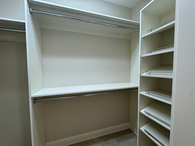 Building Photo - 1308 Burl Woods Ct