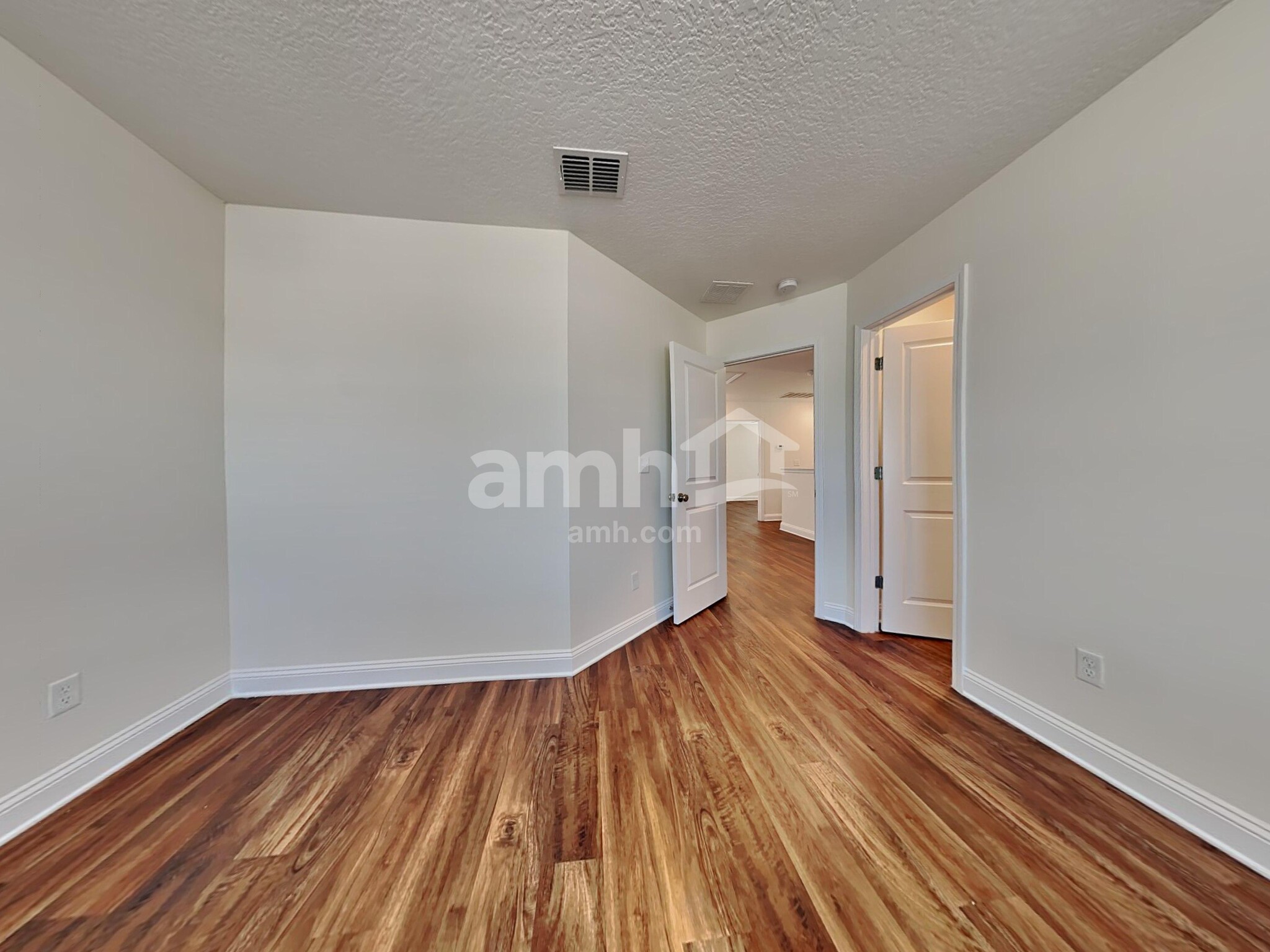 Building Photo - 659 Welcome Home Dr