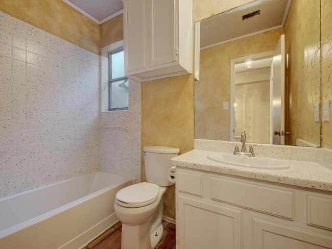 Building Photo - 6305 Evangeline Trail