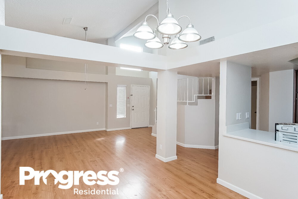 Building Photo - 827 Schooner Dr