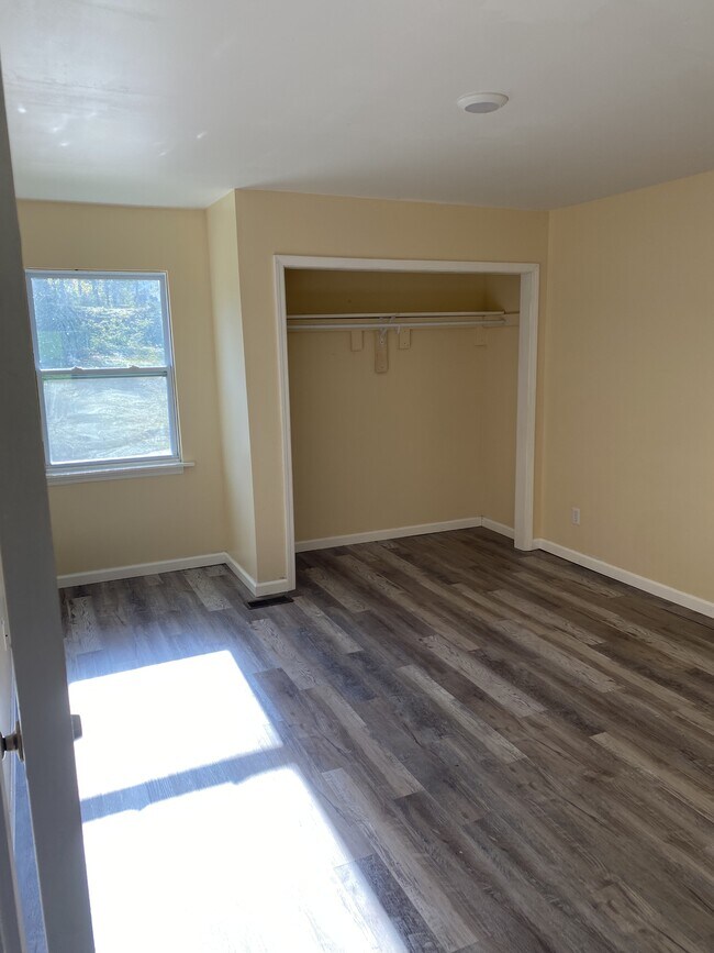 Building Photo - 21A AGeorgian Dr
