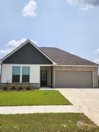 Building Photo - NEW 4 bedroom, 2.5 bath