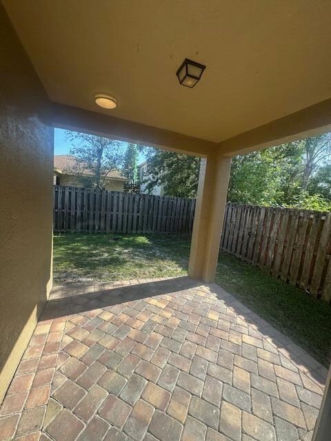 Building Photo - 9404 Portside Dr